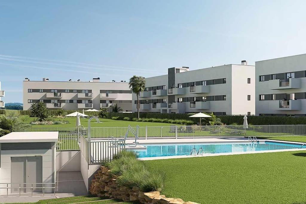 Bajo Con Jardin En Primera Linea De Playa มาลากา ภายนอก รูปภาพ